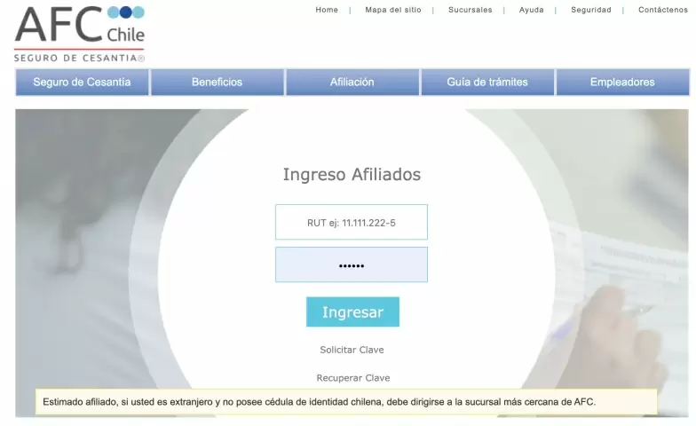 Ahora ingresa tu rut y clave, si no tienes una picha "solicitar clave" y con simples pasos podrás obtener una para acceder.