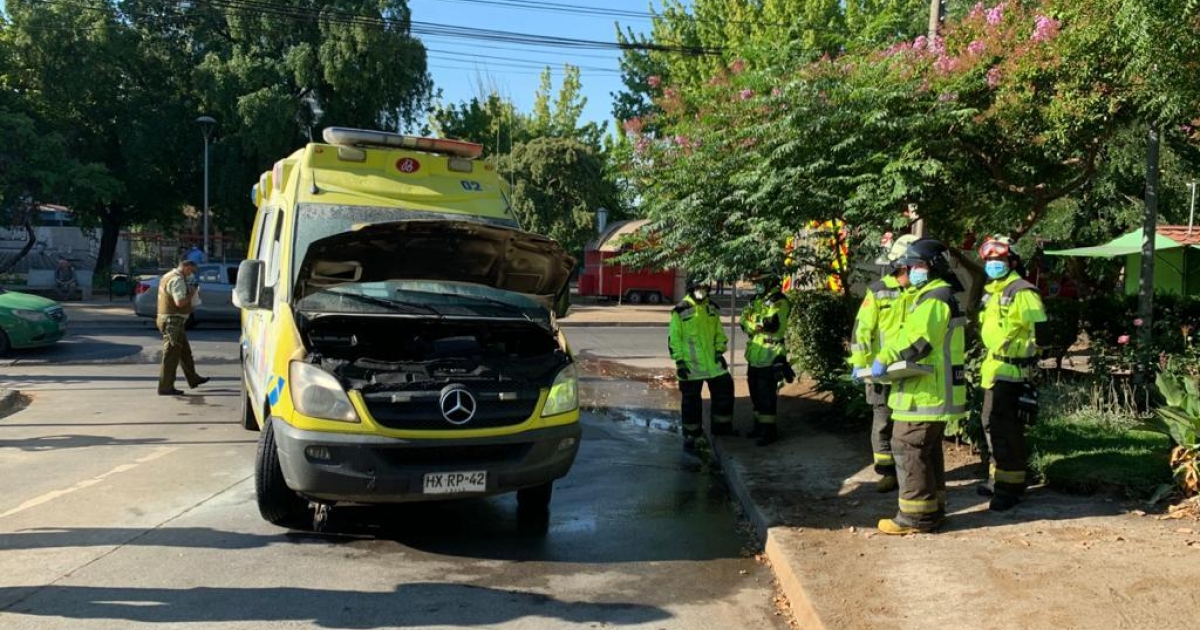 Los Angeles: ambulance caught fire before arriving at hospital with patient