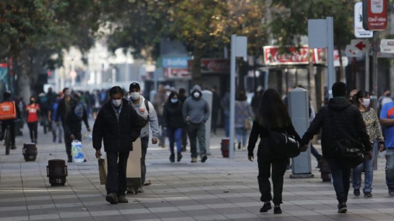 Cinco comunas del Biobío retrocedieron: revisa todos los cambios del paso a paso en el país