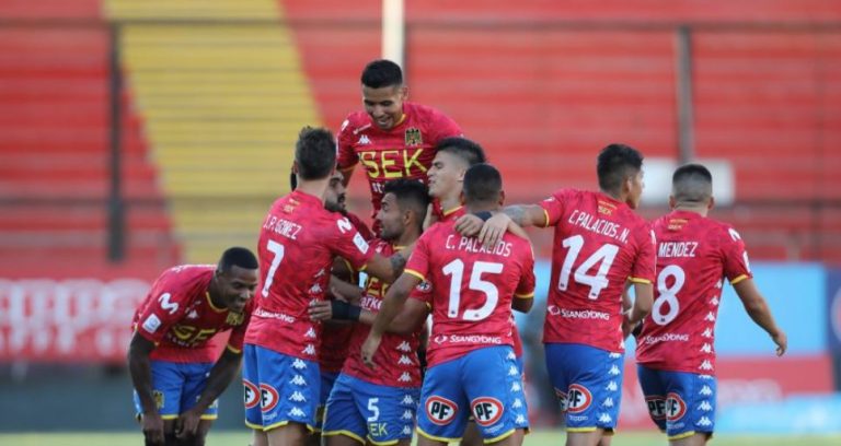 Los chilenos salen a la cancha: Unión Española debuta este martes en la Copa Libertadores