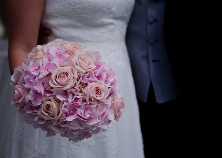 El matrimonio más corto de la historia: Se casó y a los tres minutos pidió el divorcio