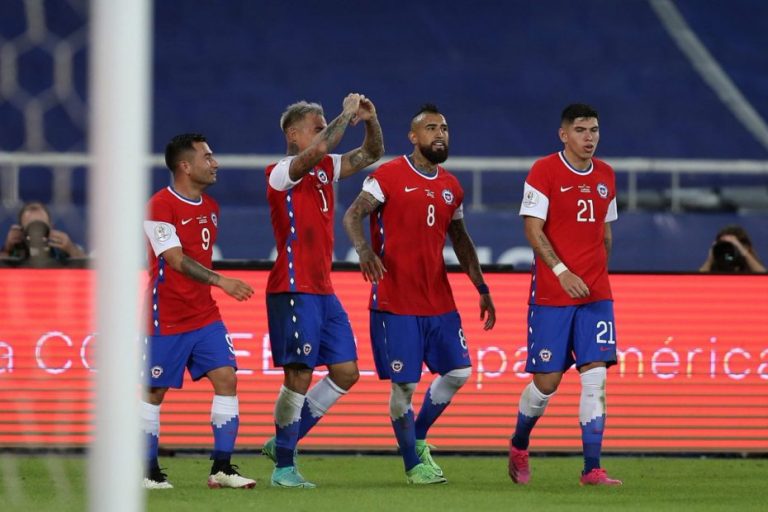 Nuevamente Chile y Argentina empatan en primer partido en Copa América