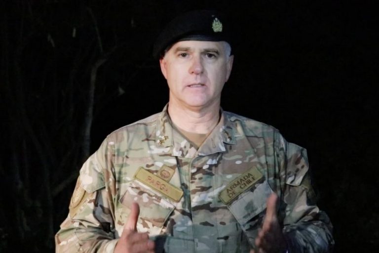 Contraalmirante Parga: «Personal de la Armada debió hacer uso de su arma de servicio»