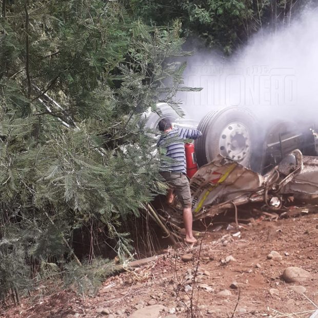 Mulchén: Una persona fallecida deja un grave accidente en la Ruta 5 sur