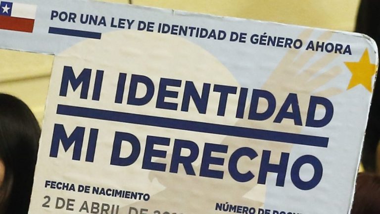 Juzgado de Familia de Laja acoge cambio de sexo registral en adolescente de femenino a masculino