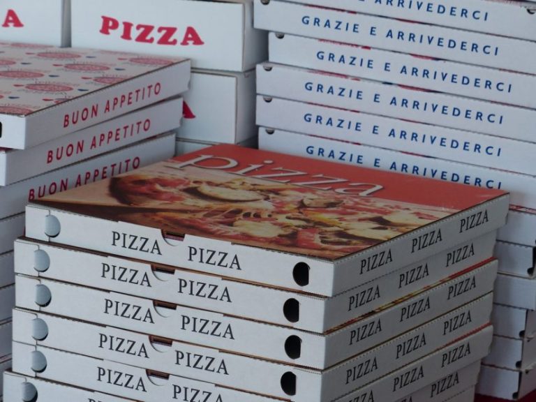 Emprendedoras fueron estafadas con delivery de 20 pizzas: Las donaron a un hospital