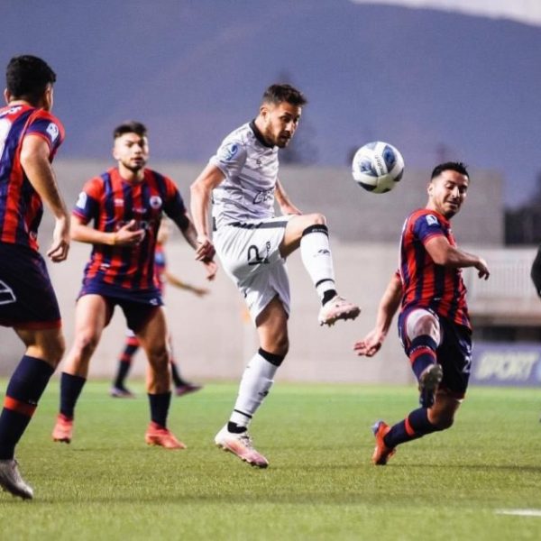 Deportes Iberia no levanta cabeza: cayeron en su visita a Deportes Valdivia