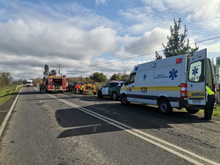 Triple colisión deja una persona lesionada camino a Santa Bárbara