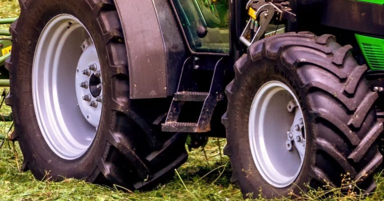 Hombre murió tras caer de un tractor al río en Quilleco