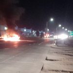 Vehículos en llamas y tiroteos deja robo a Bodecenter en Los Ángeles
