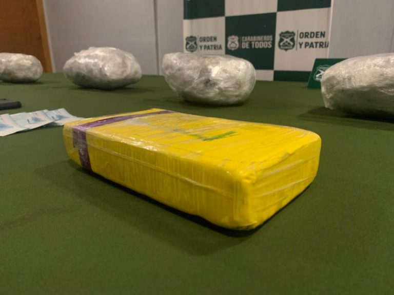 Sujeto es detenido con 7 ladrillos de marihuana en Mulchén avaluados en $30 millones