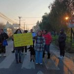 Apoderados se manifestaron por fusión de cursos en Escuela Clara Rebolledo de Godoy en Los Ángeles